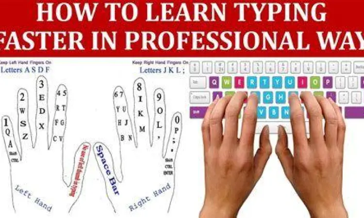 Latihan Mengetik Profesional Seorang profesional sedang berlatih mengetik dengan keyboard mekanik