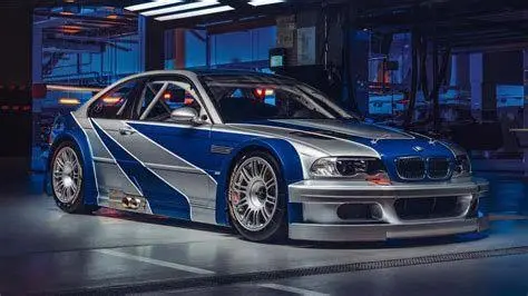 BMW M3 GTR Legendaris Mobil BMW M3 GTR Most Wanted dengan resolusi tinggi