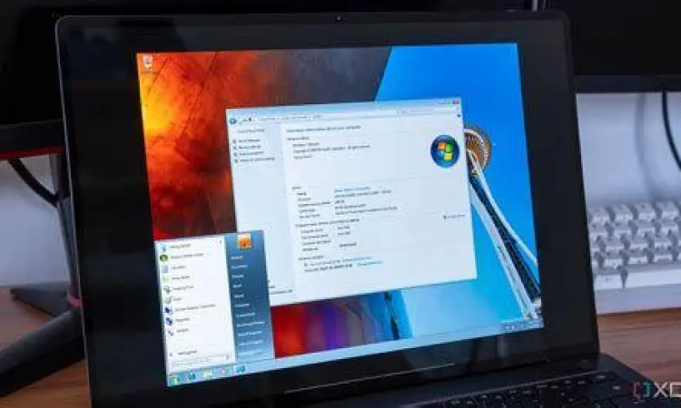 Komputer desktop lama menjalankan Windows 7 32 bit dengan lancar