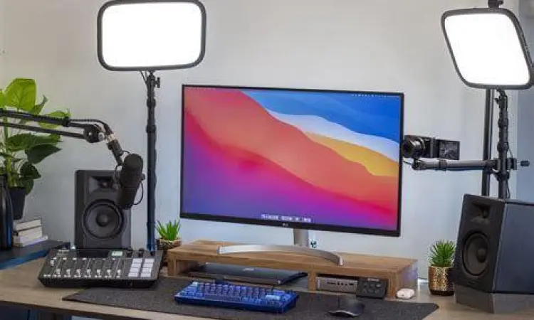 Setup studio minimalis untuk live streaming