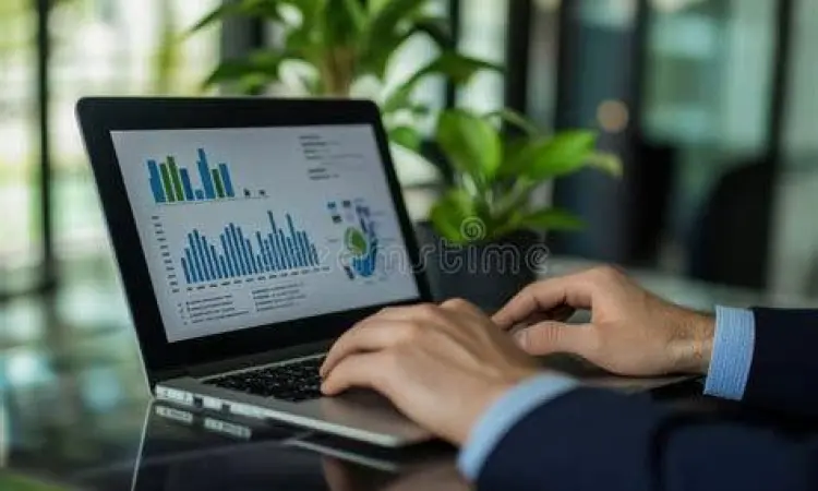 Analisis data SDM menggunakan perangkat lunak canggih