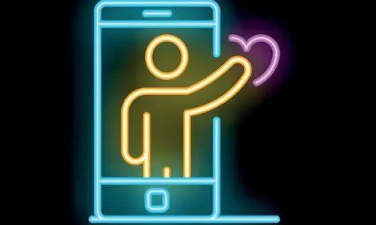 Koneksi Digital dan Asmara Simbol cinta dan koneksi digital pada smartphone